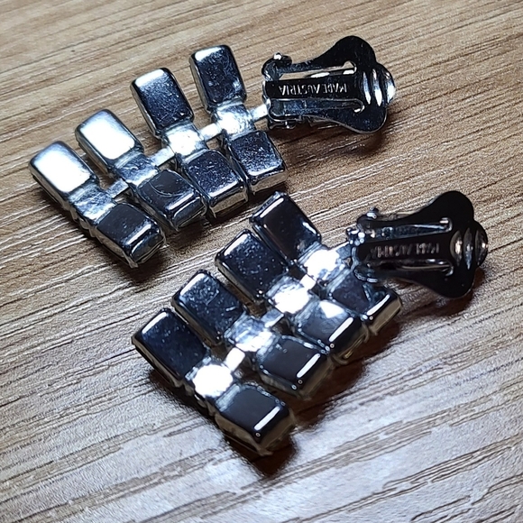 Elegant Crystal Clip-on Dangle Earrings Women's Jewelry Silver - Picture 2 of 4